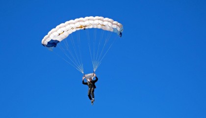 开云体育官方入口-皇家社会保持传控风格掌控场上局势，皇家社会官网